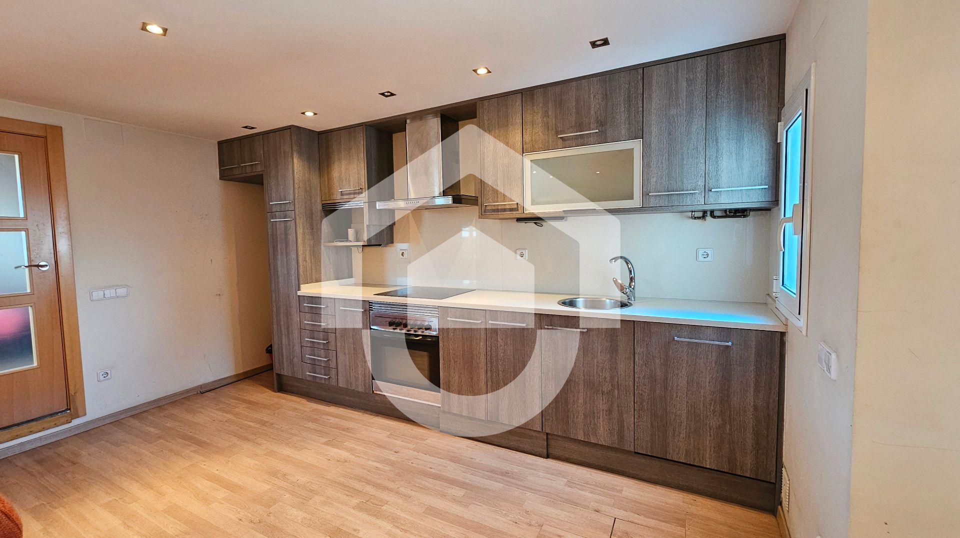 Kitchen of Flat for sale in  Barcelona Capital  with Air Conditioner, Terrace and Oven