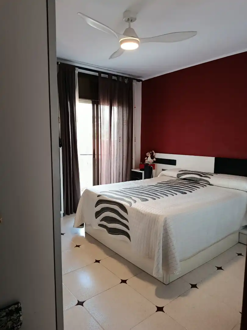 Bedroom of Flat for sale in Badalona  with Air Conditioner and Balcony