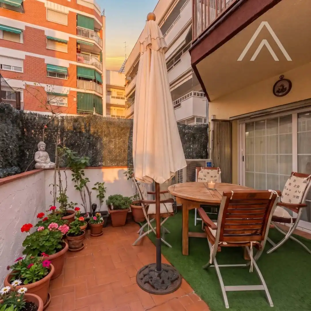 Appartamento con ascensore in vendita a Carrer de l'Alzina