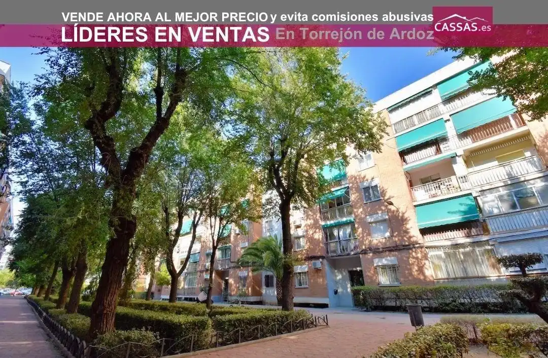 Rez-de-chaussée avec ascenseur à vendre à Calle BERLIN