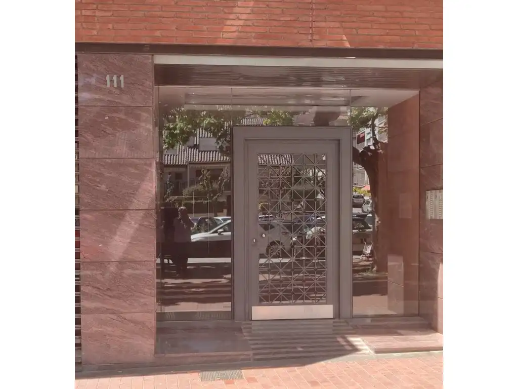 Flat with lift for sale in Calle Riera Del Pare Fita, imagen 2