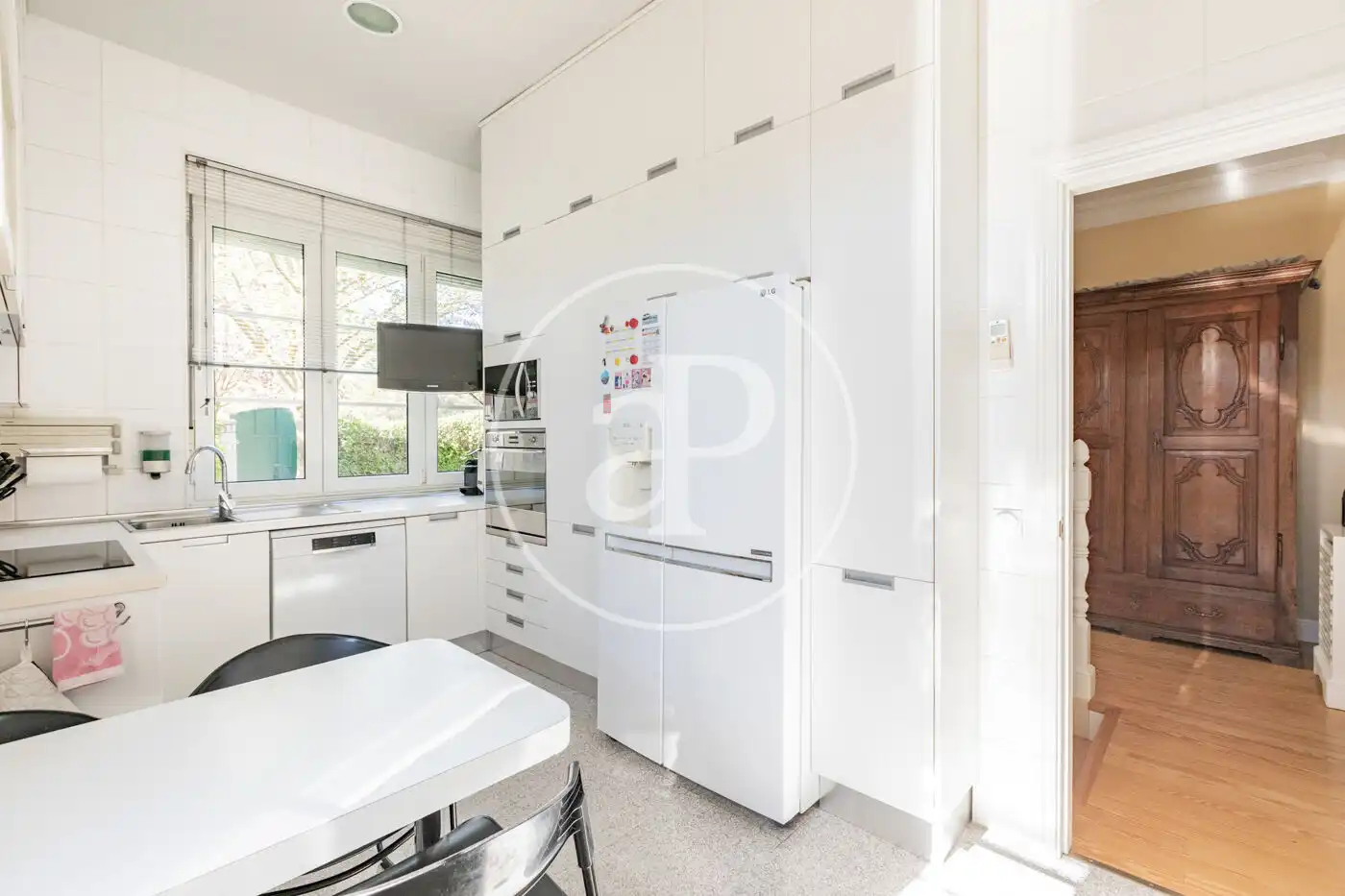 Kitchen of Houses for sale in Madrid  with Air Conditioner, Heating and Private garden