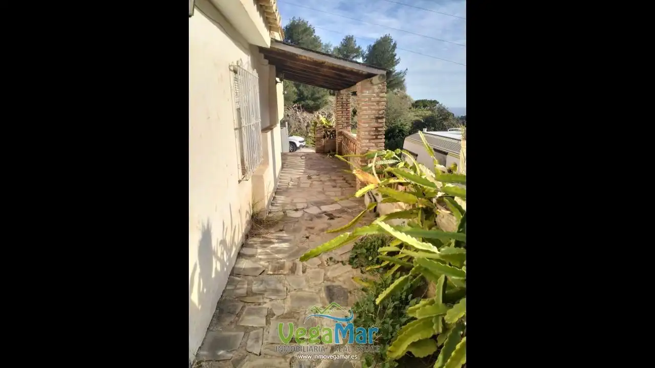Vista exterior de Finca rústica en venda en Almuñécar