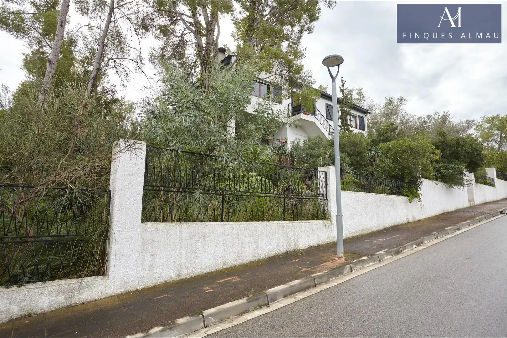 Vista exterior de Casa o chalet en venta en Sant Pere de Ribes con Calefacción, Jardín privado y Trastero