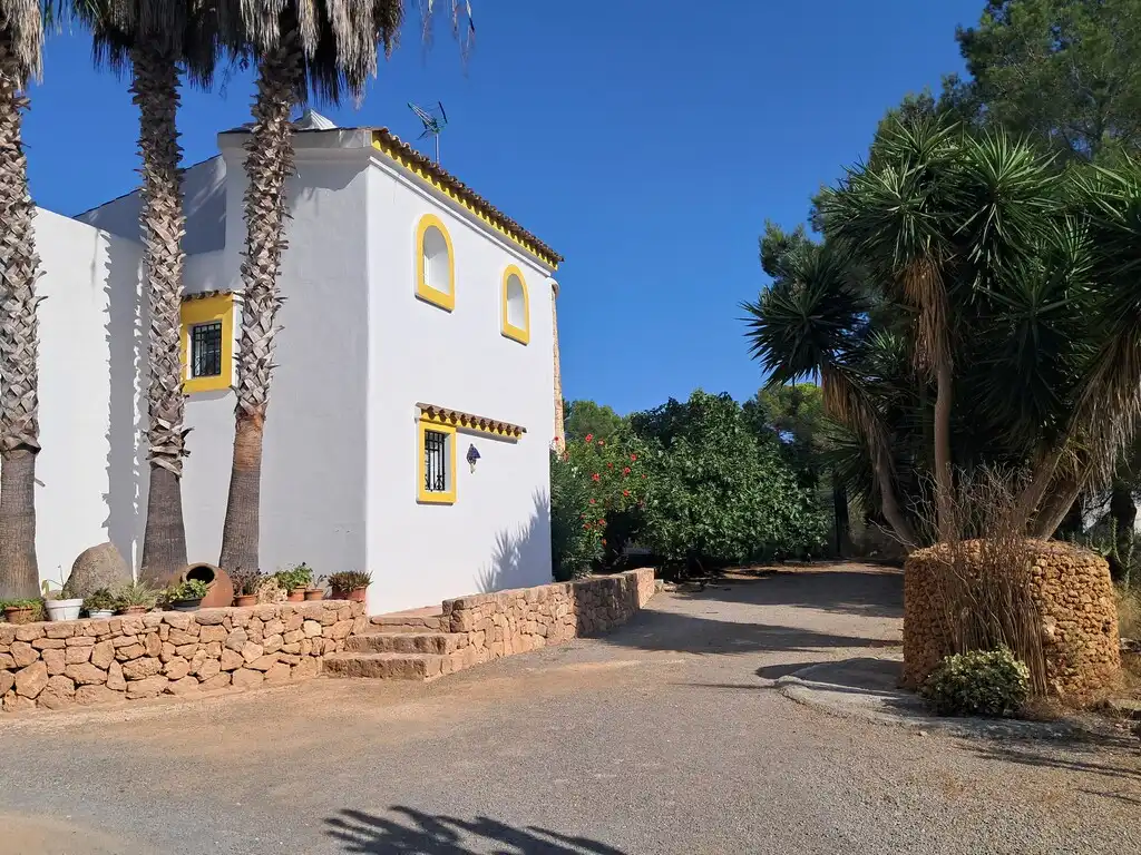 Casa rústica amb piscina en venda a Santa Eulària, imagen 19
