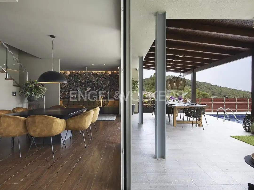 Comedor de Casa o chalet en venta en Sant Pere de Ribes con Aire acondicionado, Calefacción y Jardín privado