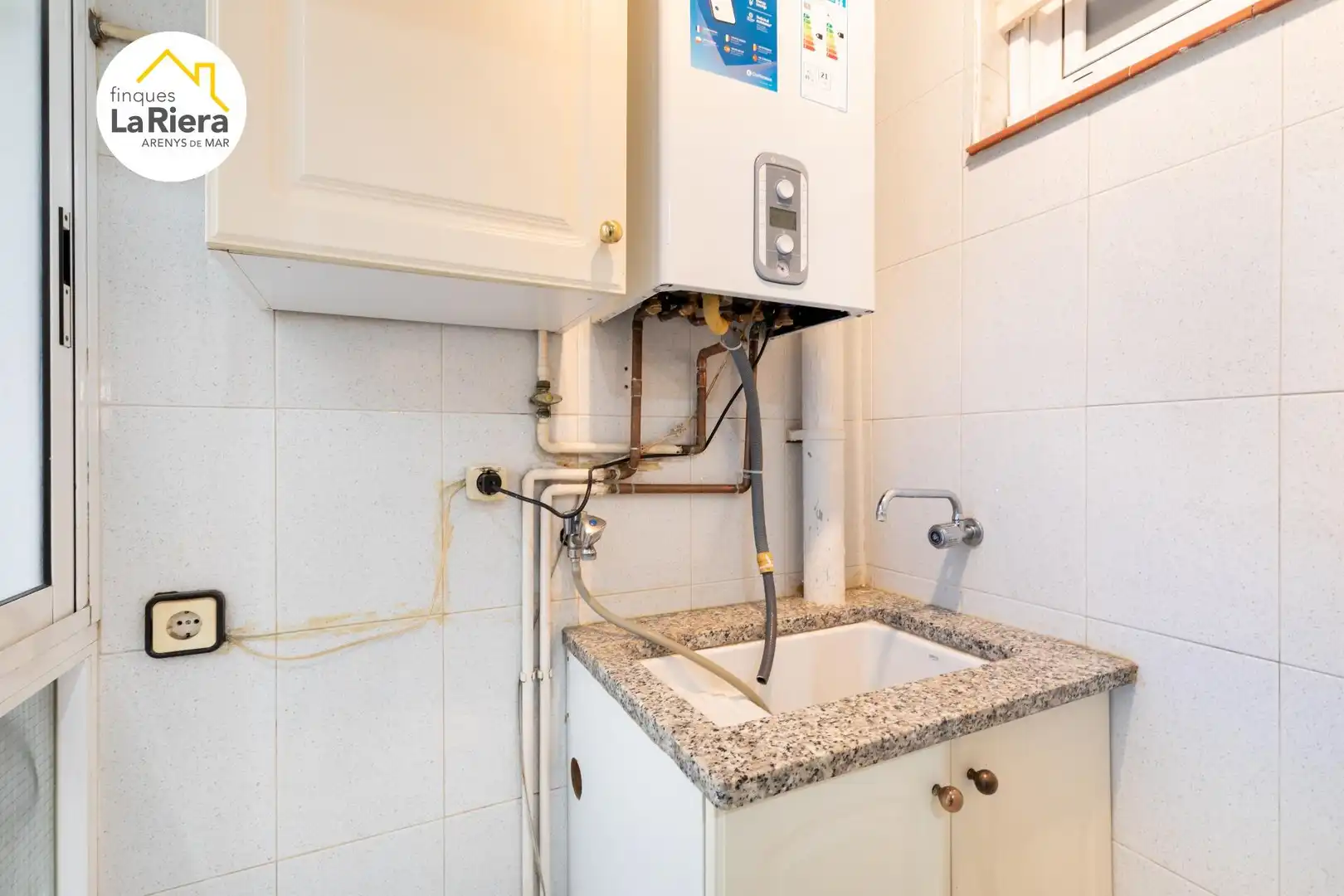 Cocina de Piso en venta en Arenys de Mar con Calefacción, Parquet y Balcón
