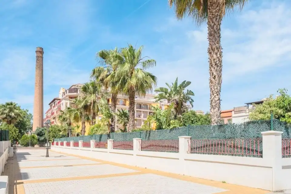 Vista exterior de Àtic en venda en Vélez-Málaga amb Terrassa i Piscina