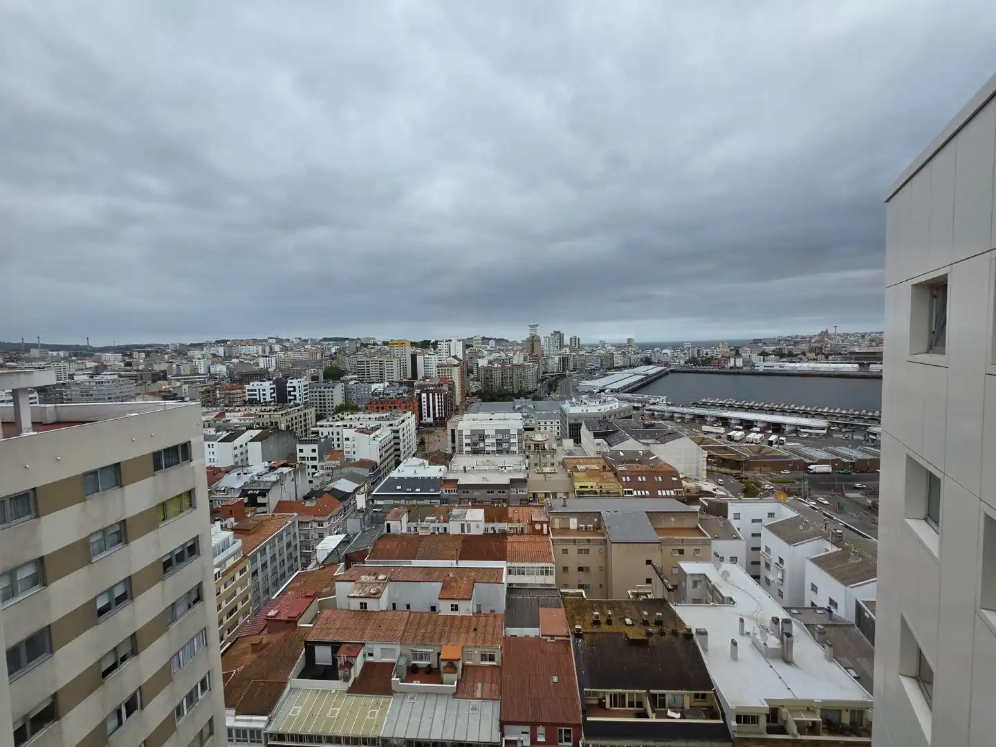 Exterior view of Flat for rent in A Coruña Capital   with Heating and Furnished