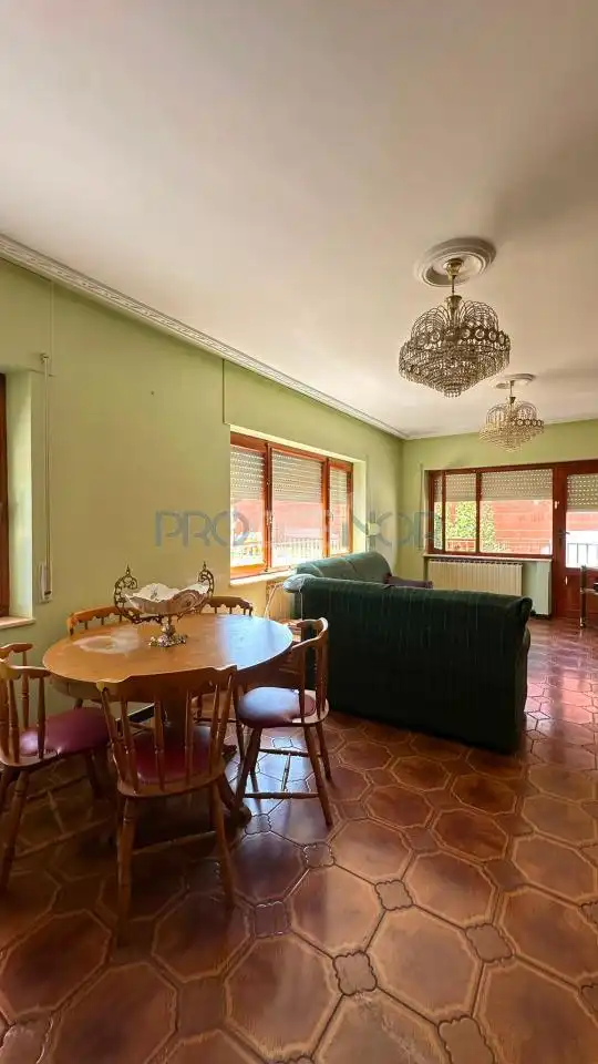 Sala de estar de Casa o chalet en venta en Carrizo con Calefacción, Jardín privado y Terraza