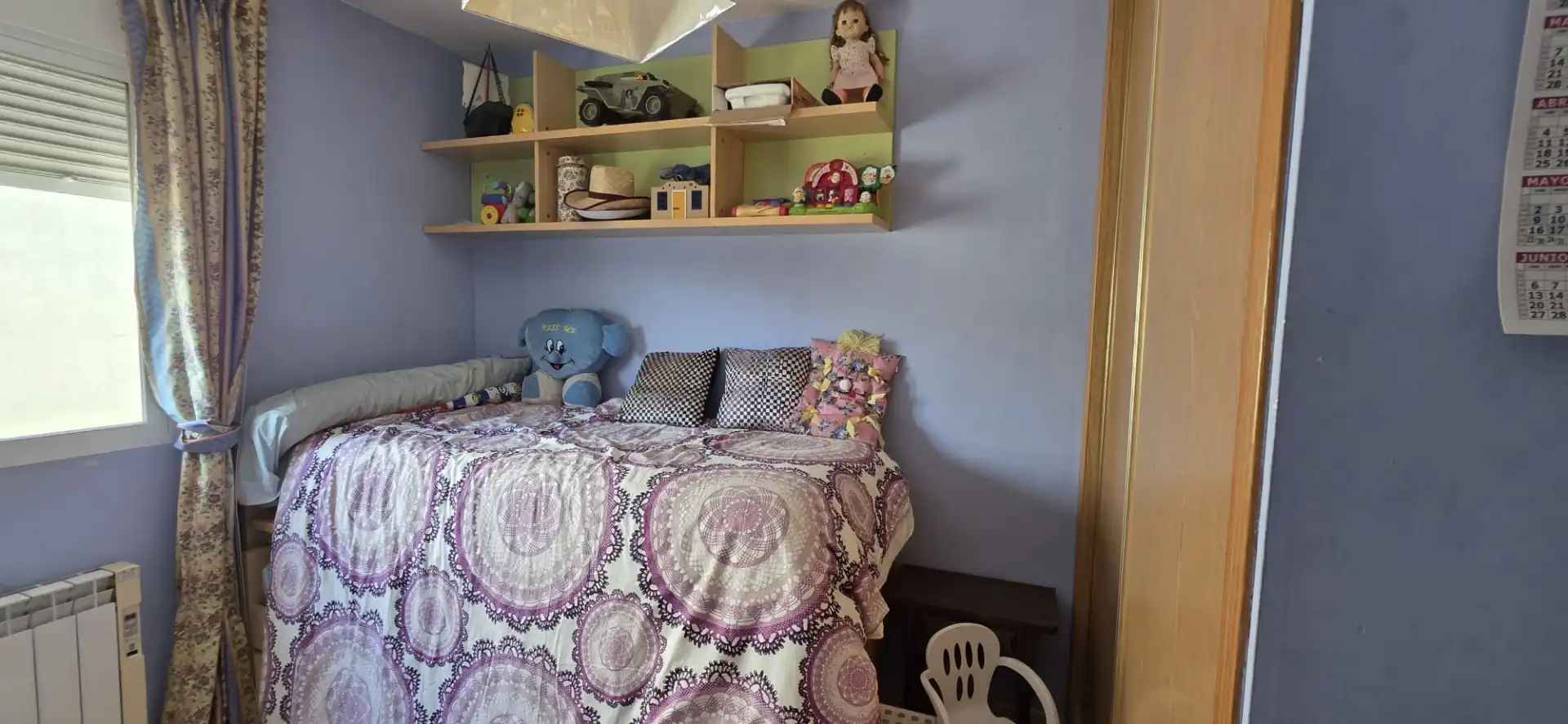 Bedroom of Flat for sale in La Adrada   with Heating, Storage room and Oven