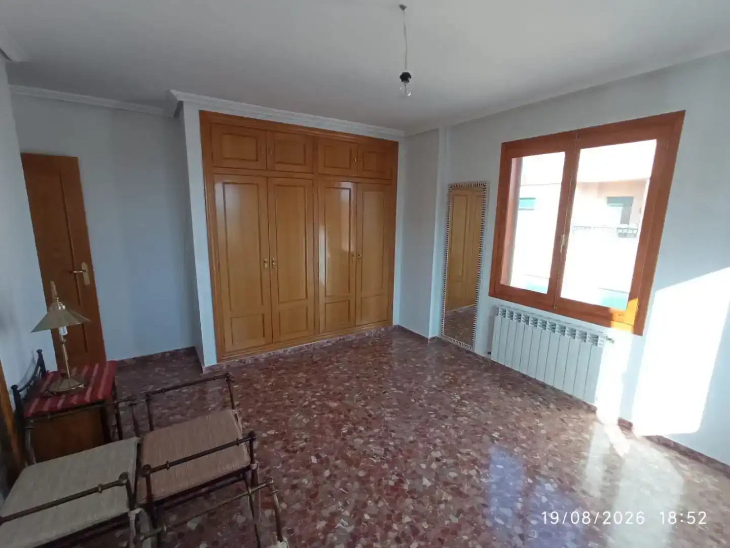 Dormitori de Pis en venda en Requena amb Balcó