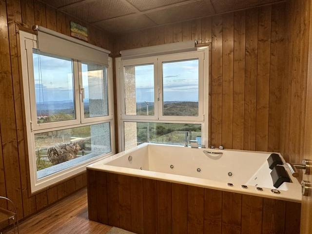 Casa-chalet en Alquiler en Vilardevós