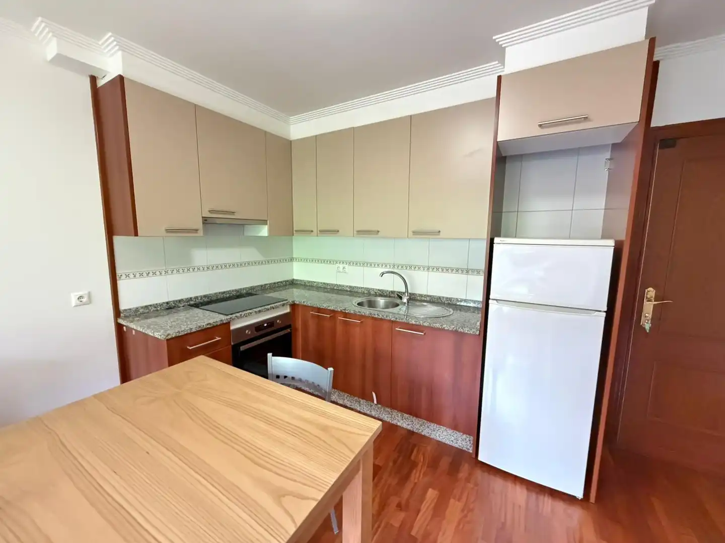 Apartament de lloguer a Avenida de Ramón Nieto, Lavadores