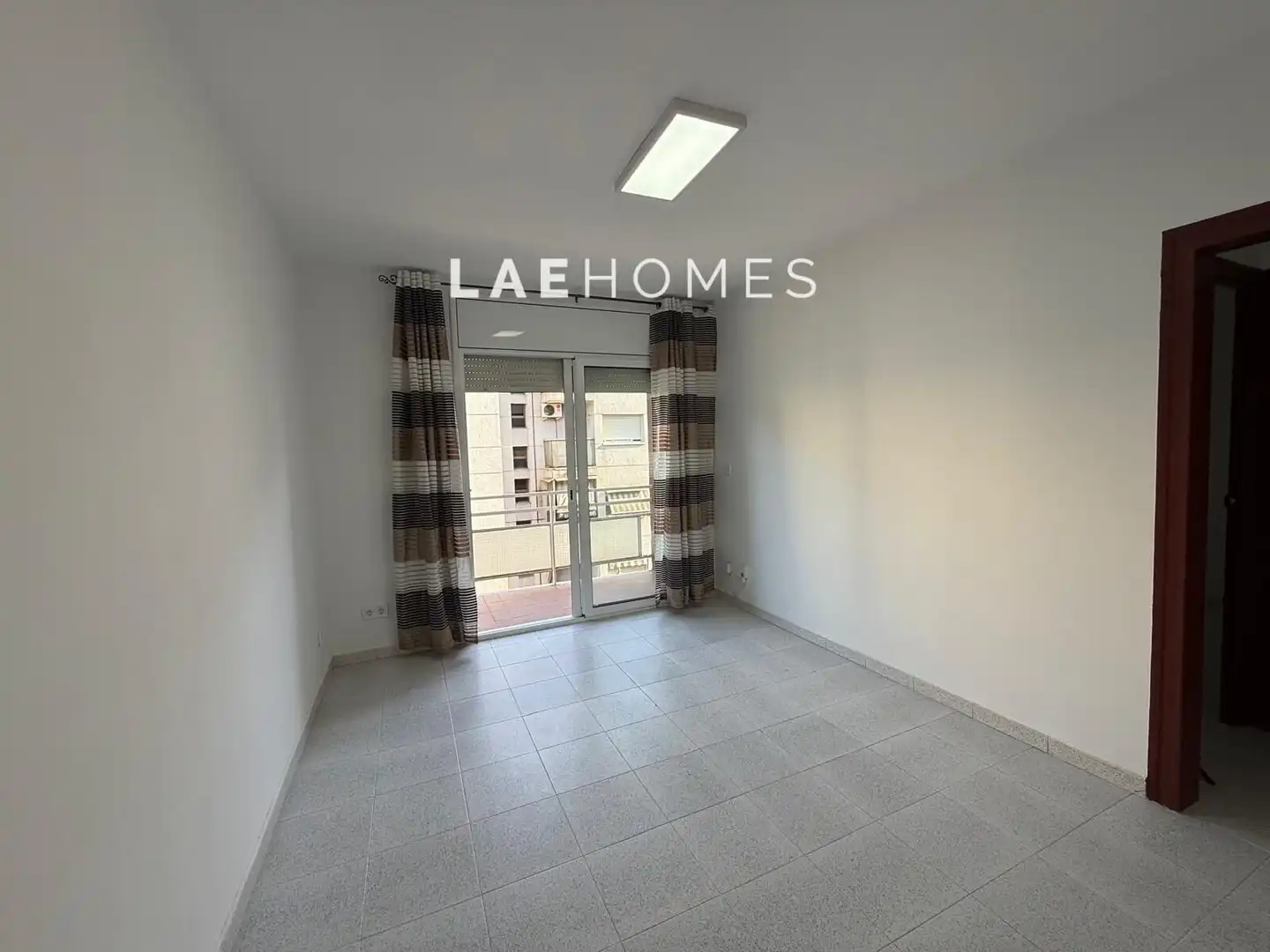 Terrasse von Wohnung zum Verkauf in Martorell mit Balkon und Alarm