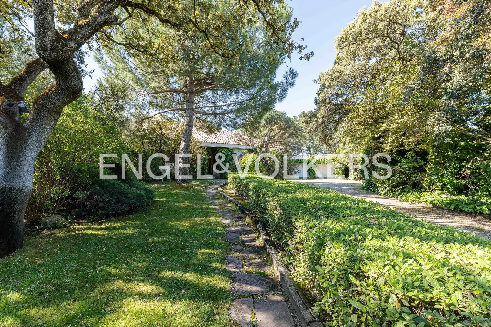 Casa o xalet en venda en Boadilla del Monte amb Calefacció, Jardí privat i Traster