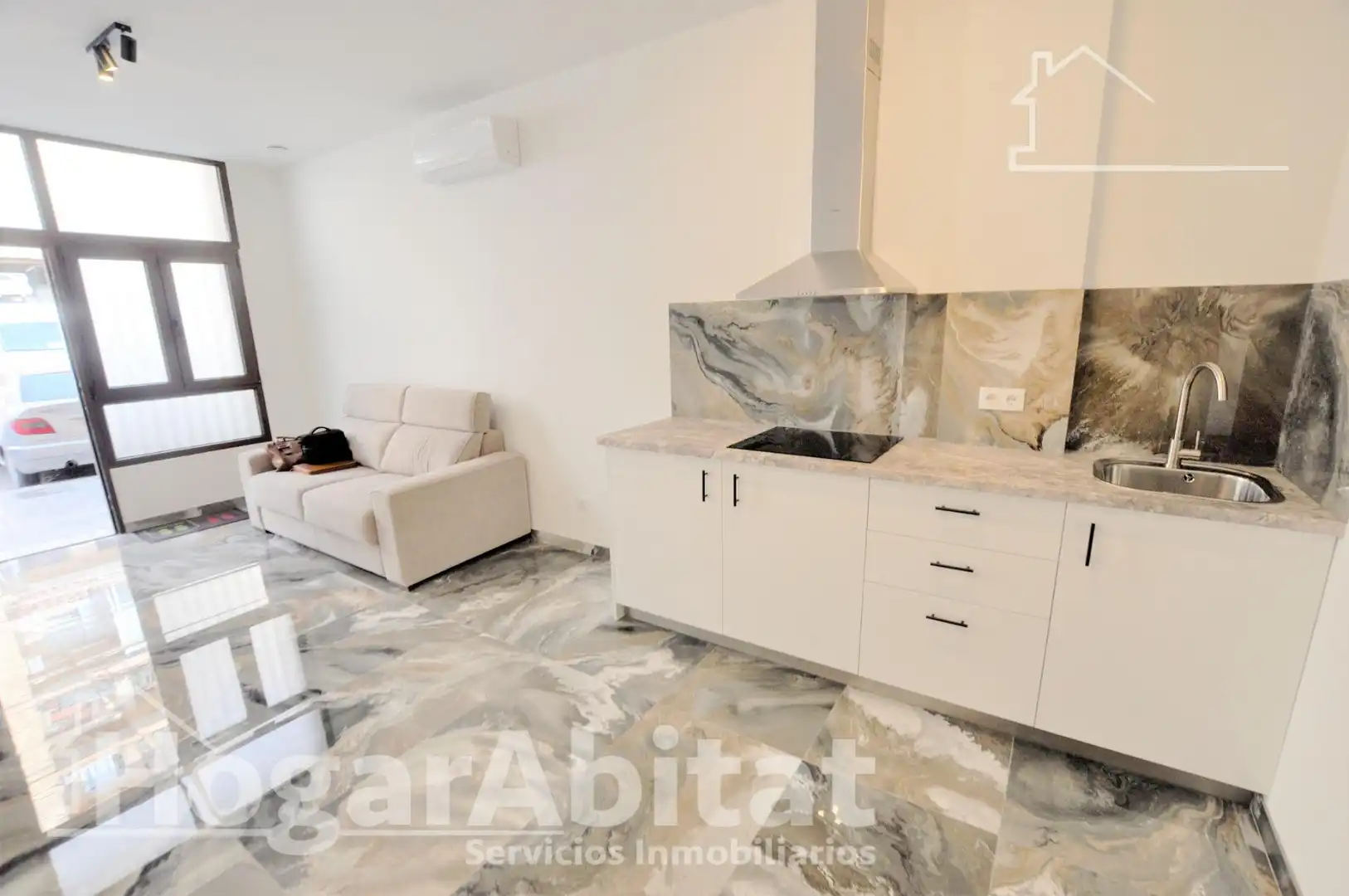 Living room of Flat for sale in Valencia  with Air Conditioner