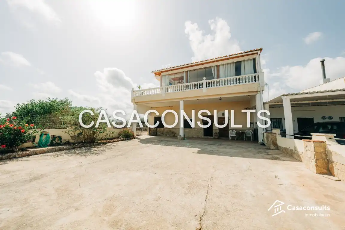 Vista exterior de Planta baja en venta en Cabanes con Terraza y Amueblado