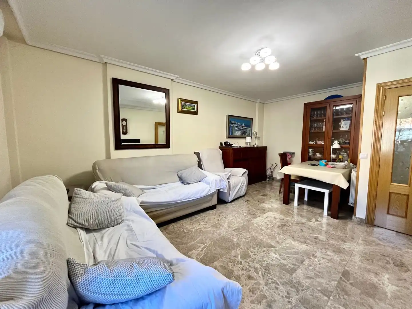 Sala de estar de Casa adosada en venta en Ciudad Real con Aire acondicionado, Calefacción y Internet