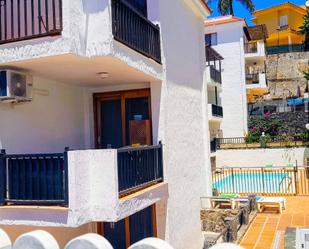 Exterior view of Apartment for sale in San Bartolomé de Tirajana  with Air Conditioner and Balcony