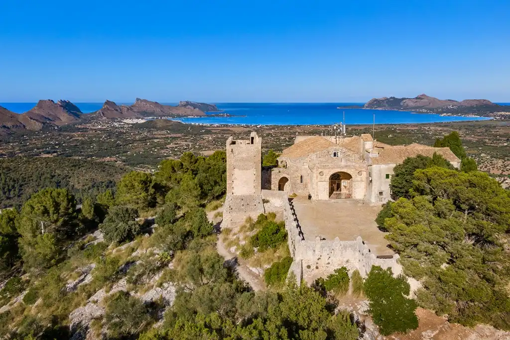 Außenansicht von Country house zum Verkauf in Pollença mit Balkon