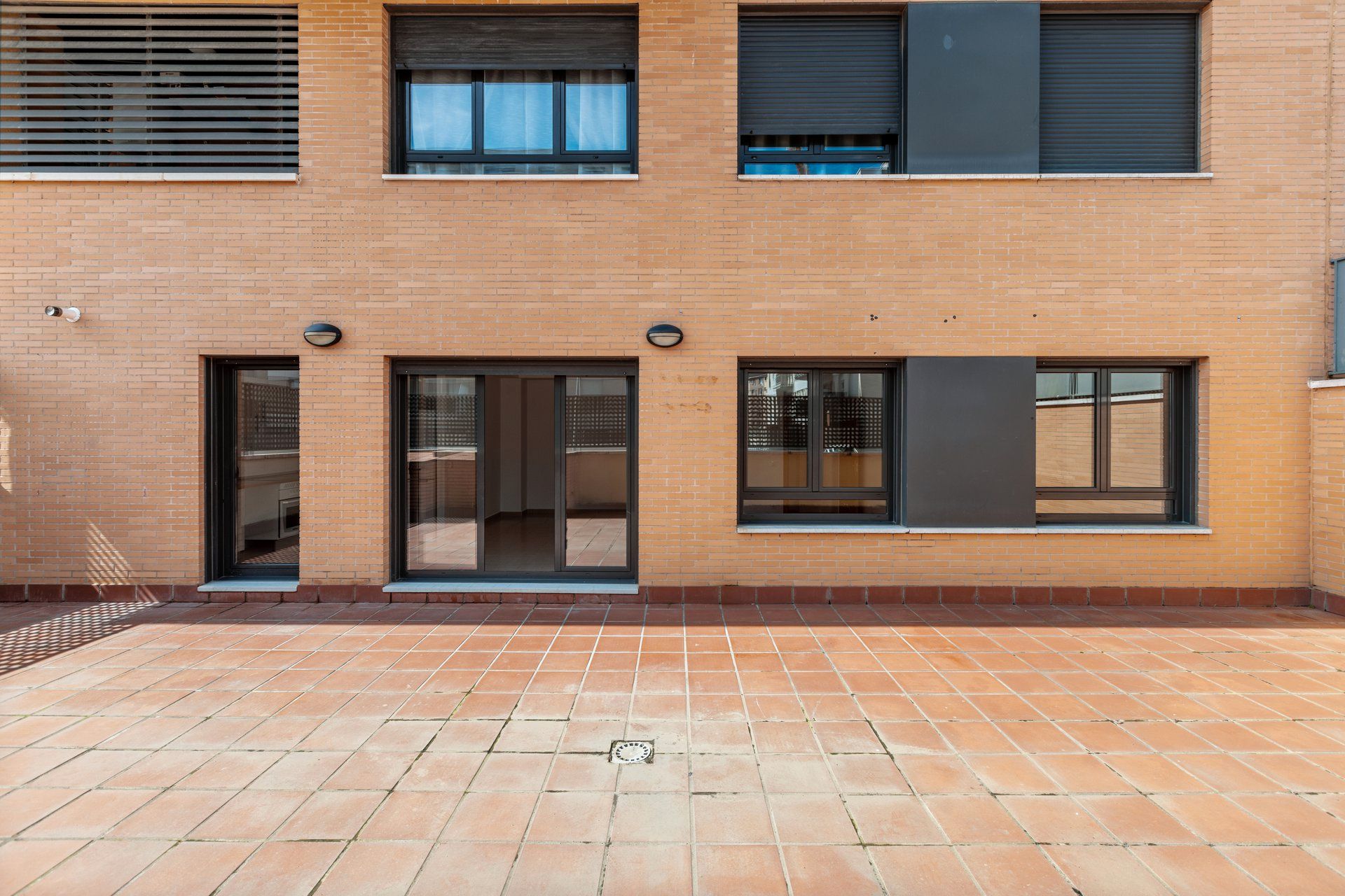 Exterior view of Flat to rent in Arroyo de la Encomienda  with Heating, Terrace and Storage room