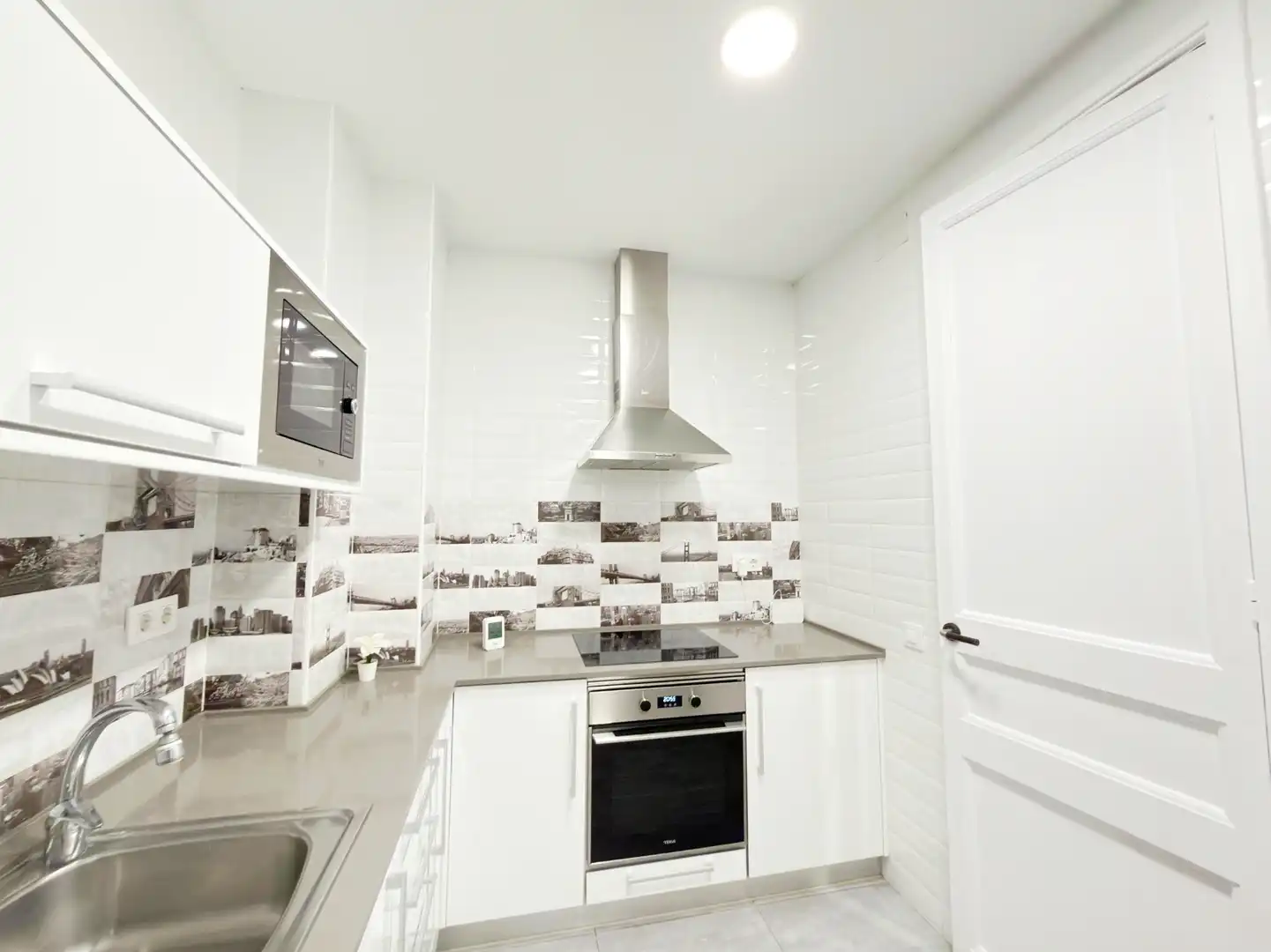Cocina de Piso en venta en Barcelona con Aire acondicionado, Calefacción y Trastero