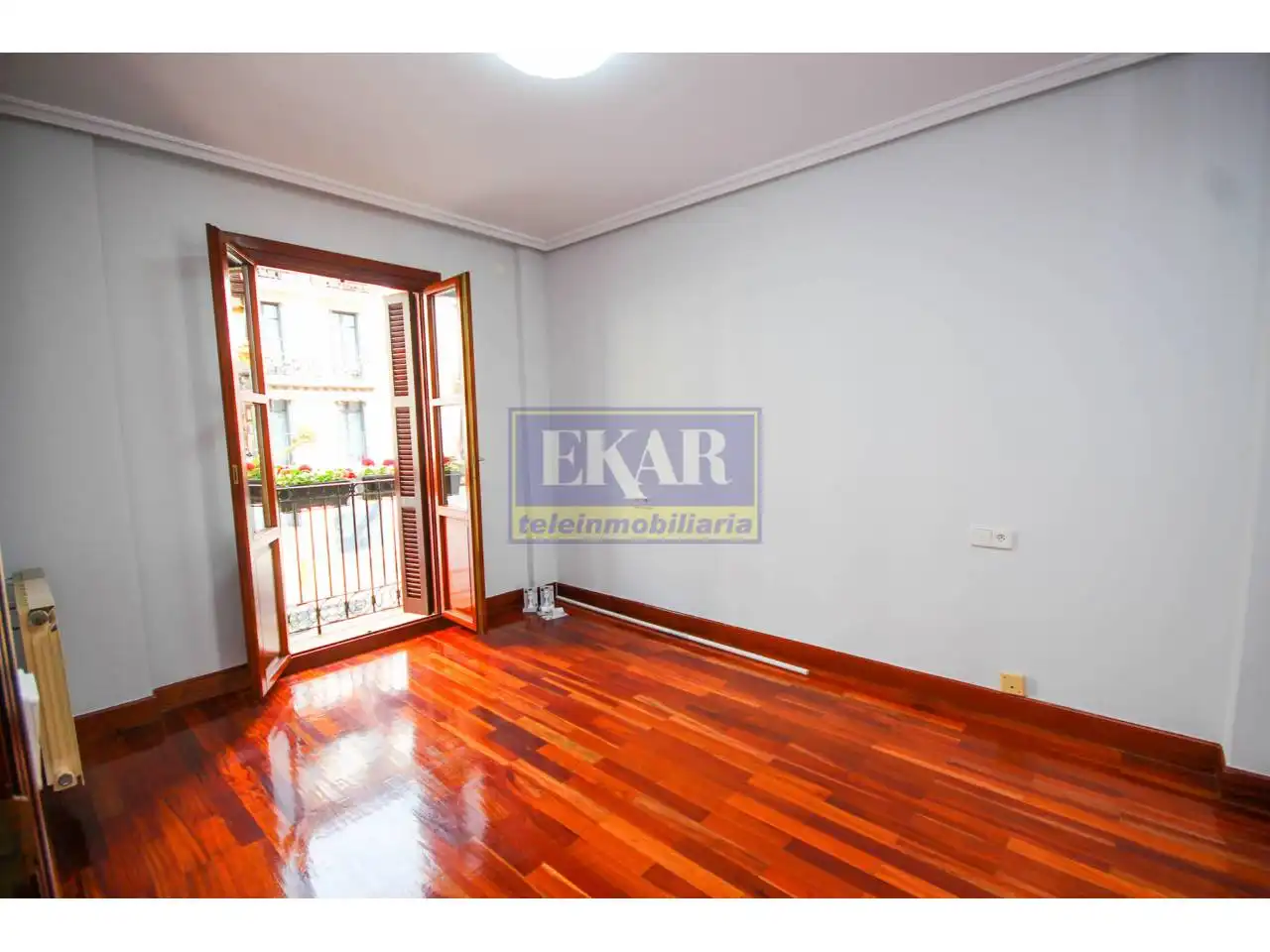 Piso en venta en Calle Santiago, Centro - Mendibil - Santiago