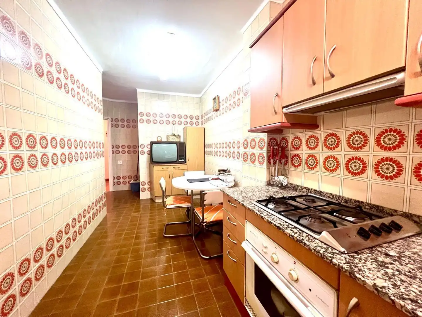 Küche von Wohnung zum Verkauf in Amposta mit Terrasse, Abstellraum und Möbliert