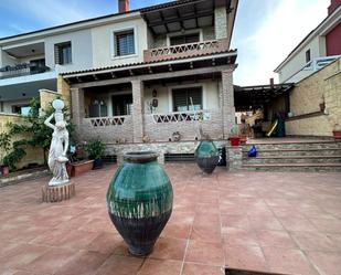 Terrassa de Casa adosada en venda en Alhaurín de la Torre amb Aire condicionat i Terrassa