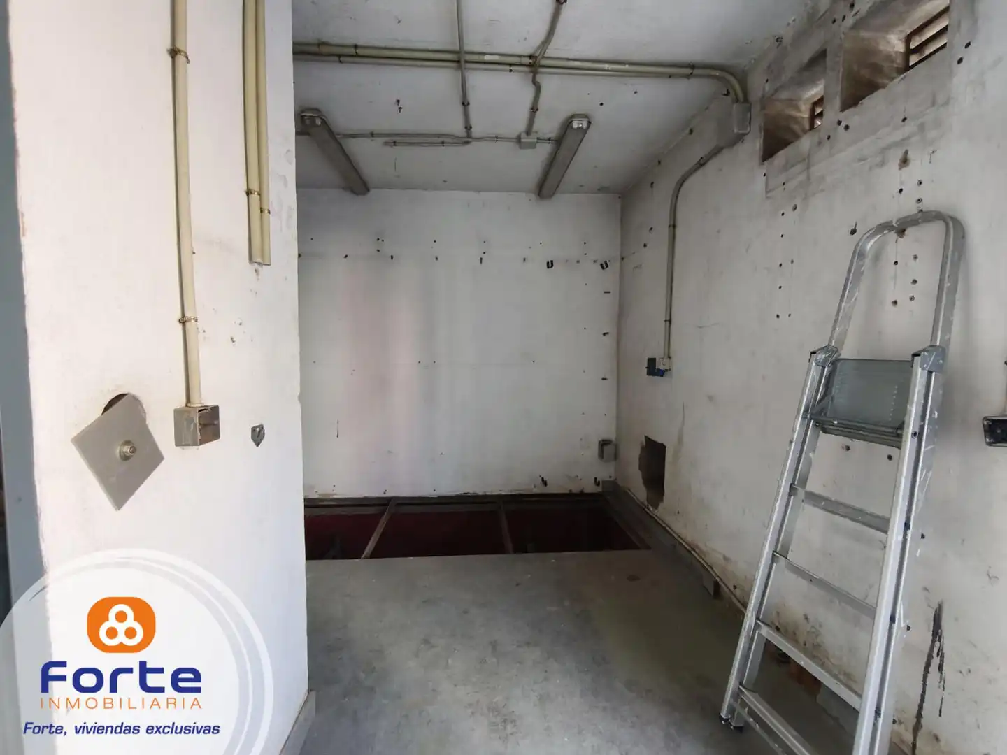 Local comercial en venda a Sur, imagen 7