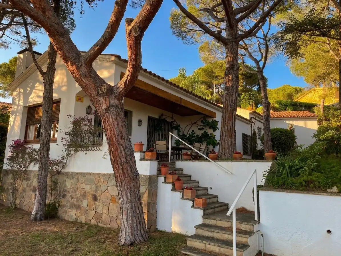 Casa o chalet en venta en Carrer Josep Maria Folch i Torres, Cabrils