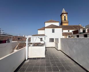 Exterior view of Single-family semi-detached for sale in Estepona  with Terrace