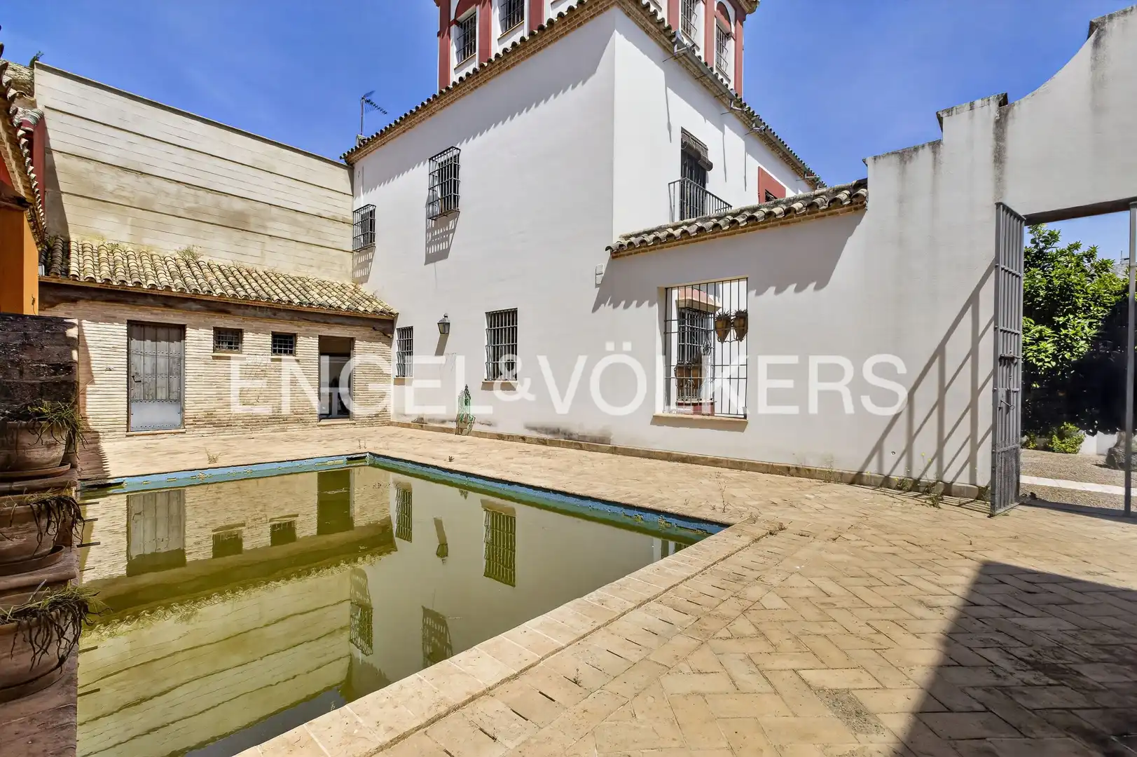 Vista exterior de Casa o chalet en venta en Écija con Aire acondicionado, Calefacción y Jardín privado