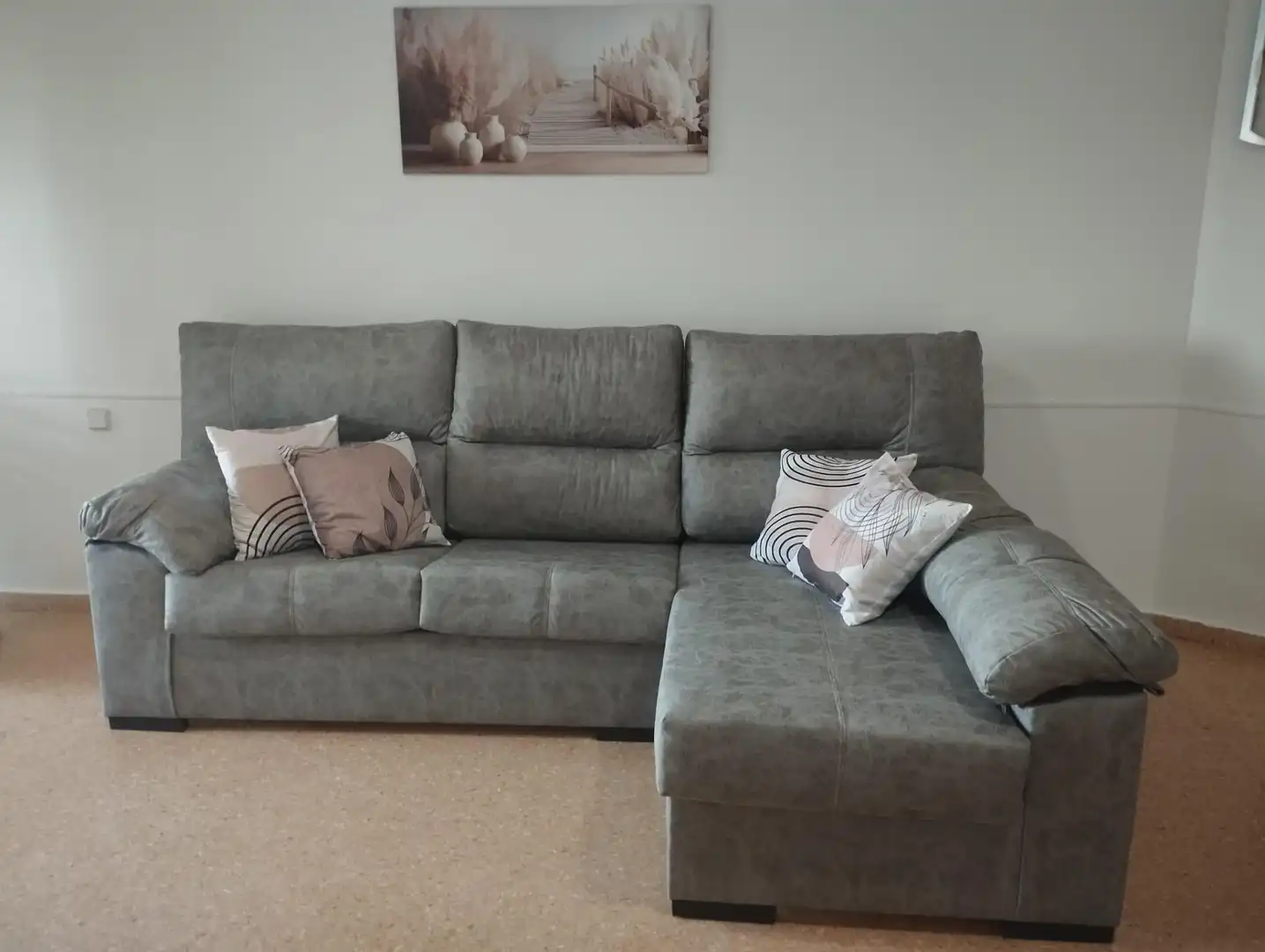 Wohnzimmer von Wohnung zur Miete in El Campello mit Privatgarten, Terrasse und Möbliert