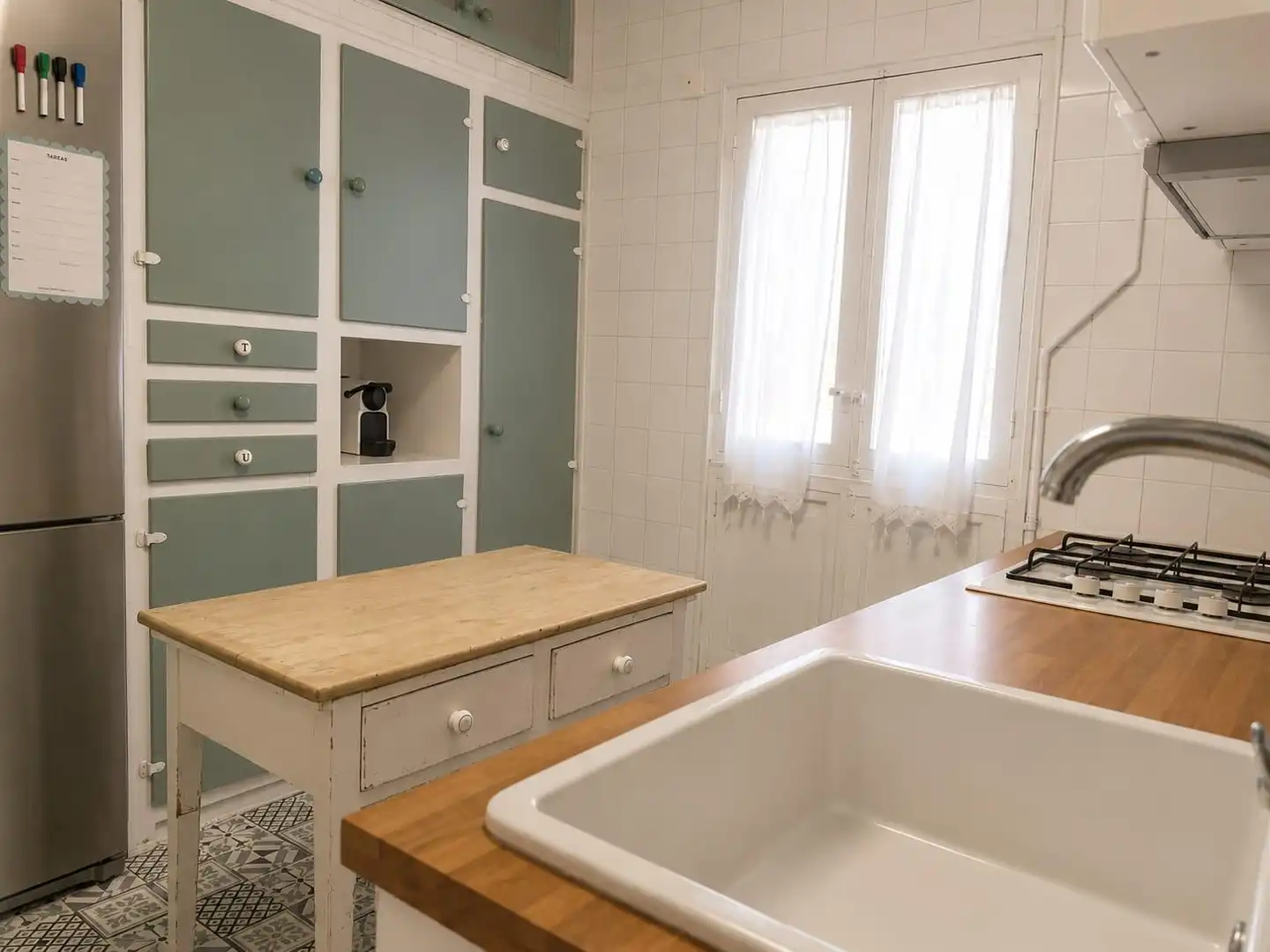 Cocina de Piso en venta en Madrid con Calefacción y Balcón