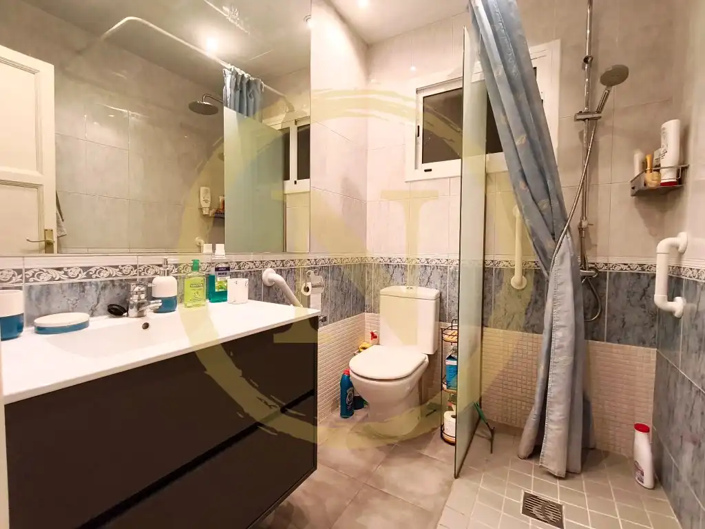Baño de Piso en venta en Barcelona
