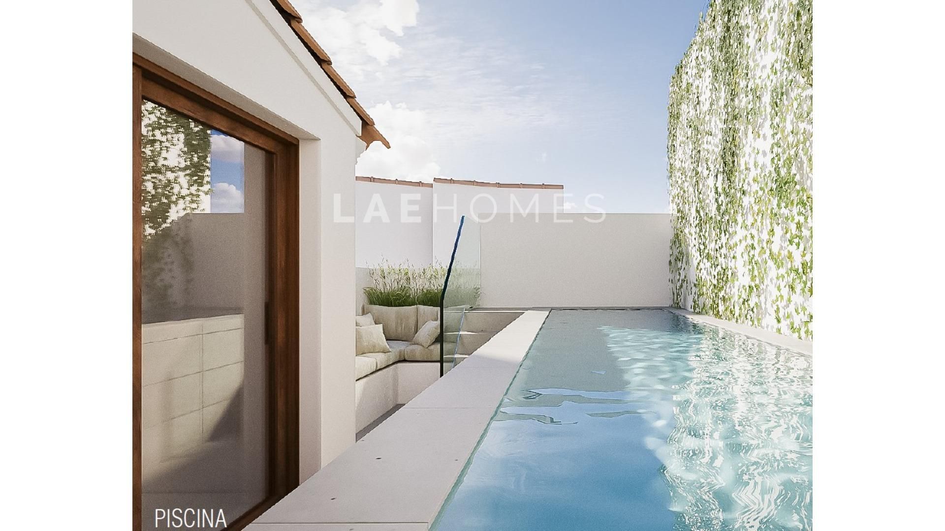 Piscina de Dúplex en venda en  Sevilla Capital amb Aire condicionat, Terrassa i Balcó