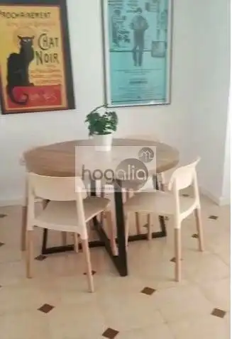 Comedor de Piso de alquiler en Sevilla con Aire acondicionado, Amueblado y Balcón