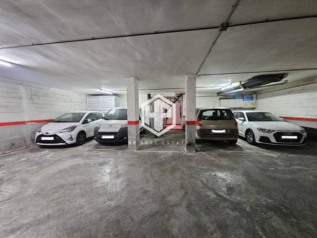 Garaje en Venta en NOBEL en La Sagrera