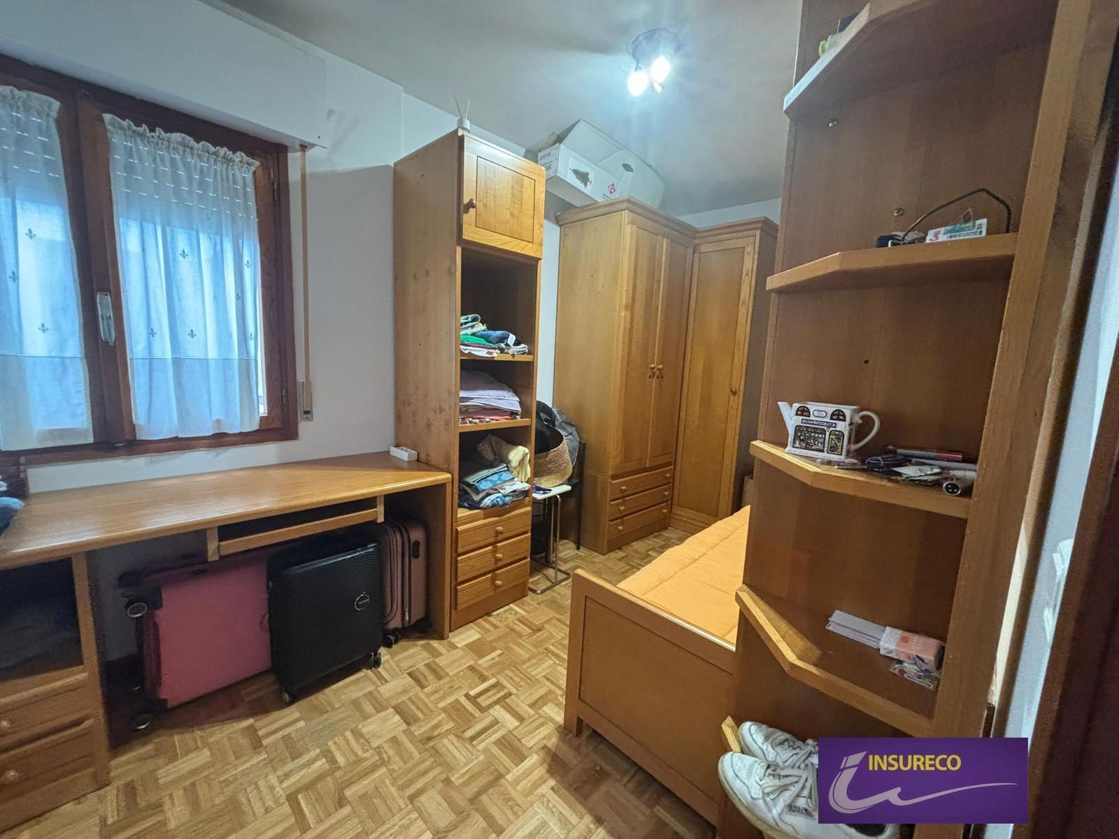 Dormitori de Pis en venda en León Capital  amb Calefacció