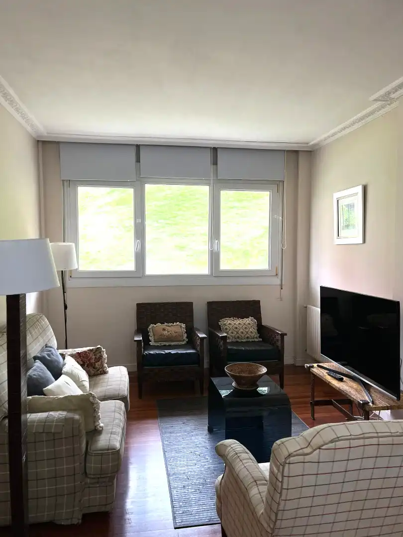 Wohnzimmer von Wohnung zur Miete in Castro-Urdiales mit Heizung, Möbliert und Gemeinschaftspool