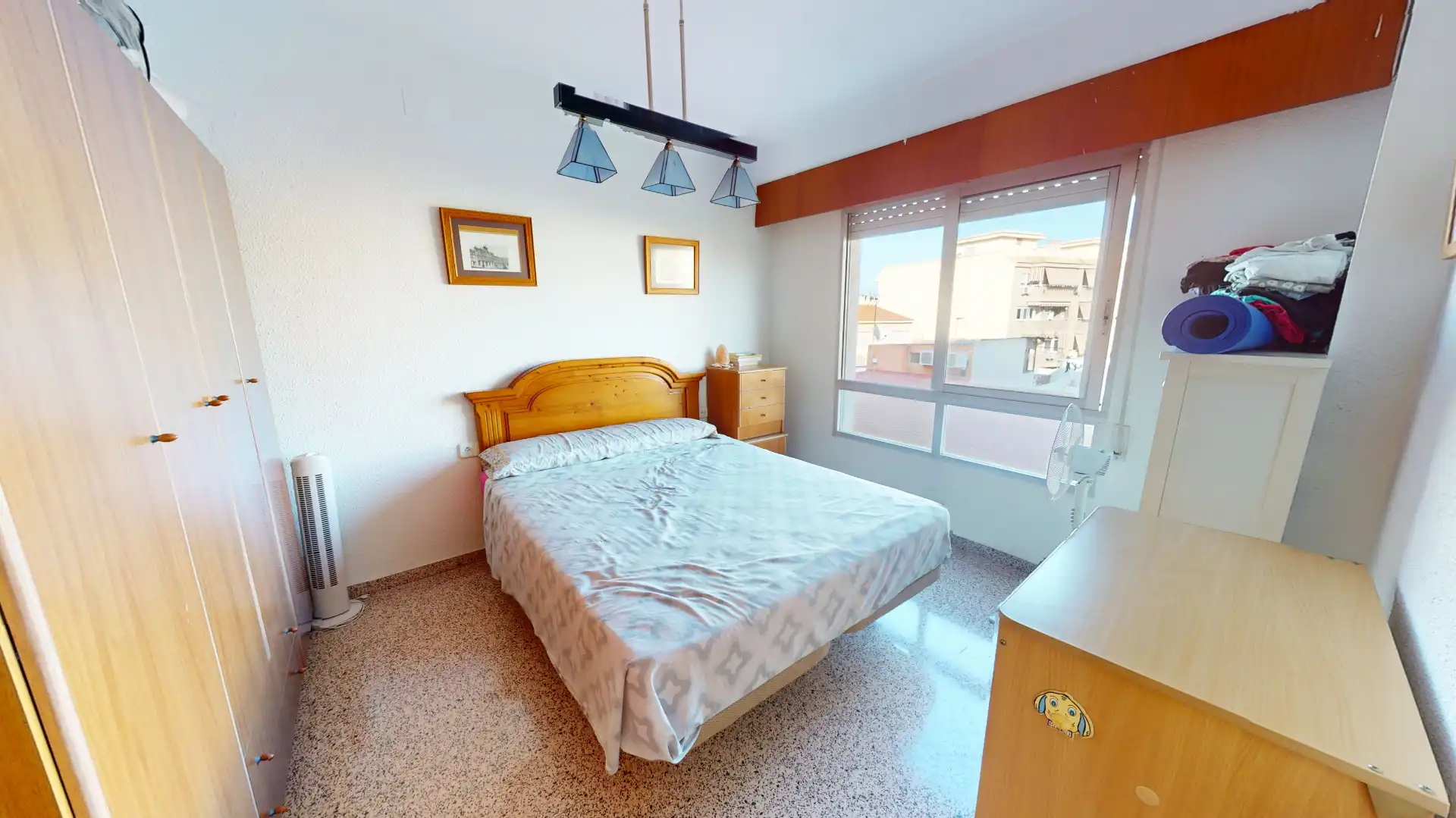 Dormitori de Pis en venda en El Campello amb Terrassa, Moblat i Balcó