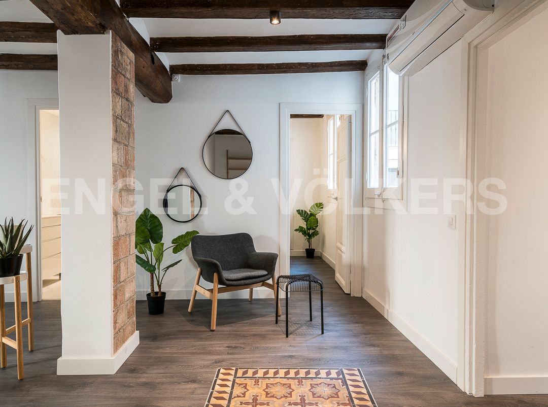 Living room of Apartment for sale in  Barcelona Capital  with Air Conditioner, Heating and Parquet flooring
