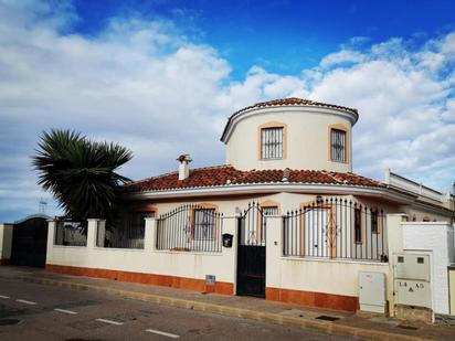 Exterior view of House or chalet for sale in Los Alcázares  with Swimming Pool and Furnished