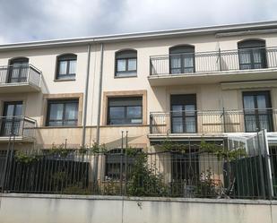 Vista exterior de Casa adosada en venda en Lerma amb Calefacció, Jardí privat i Terrassa