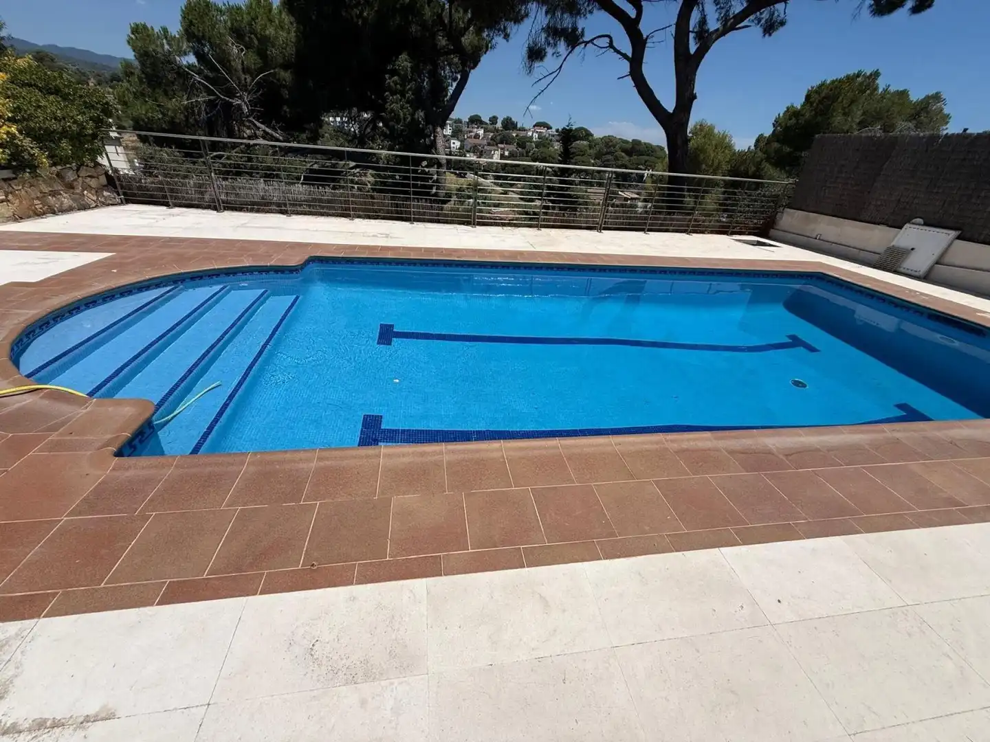 Piscina de Casa o xalet en venda en Arenys de Mar amb Aire condicionat, Calefacció i Terrassa