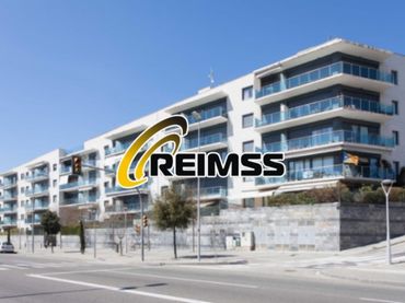 Appartamento con piscina in vendita a Fenals