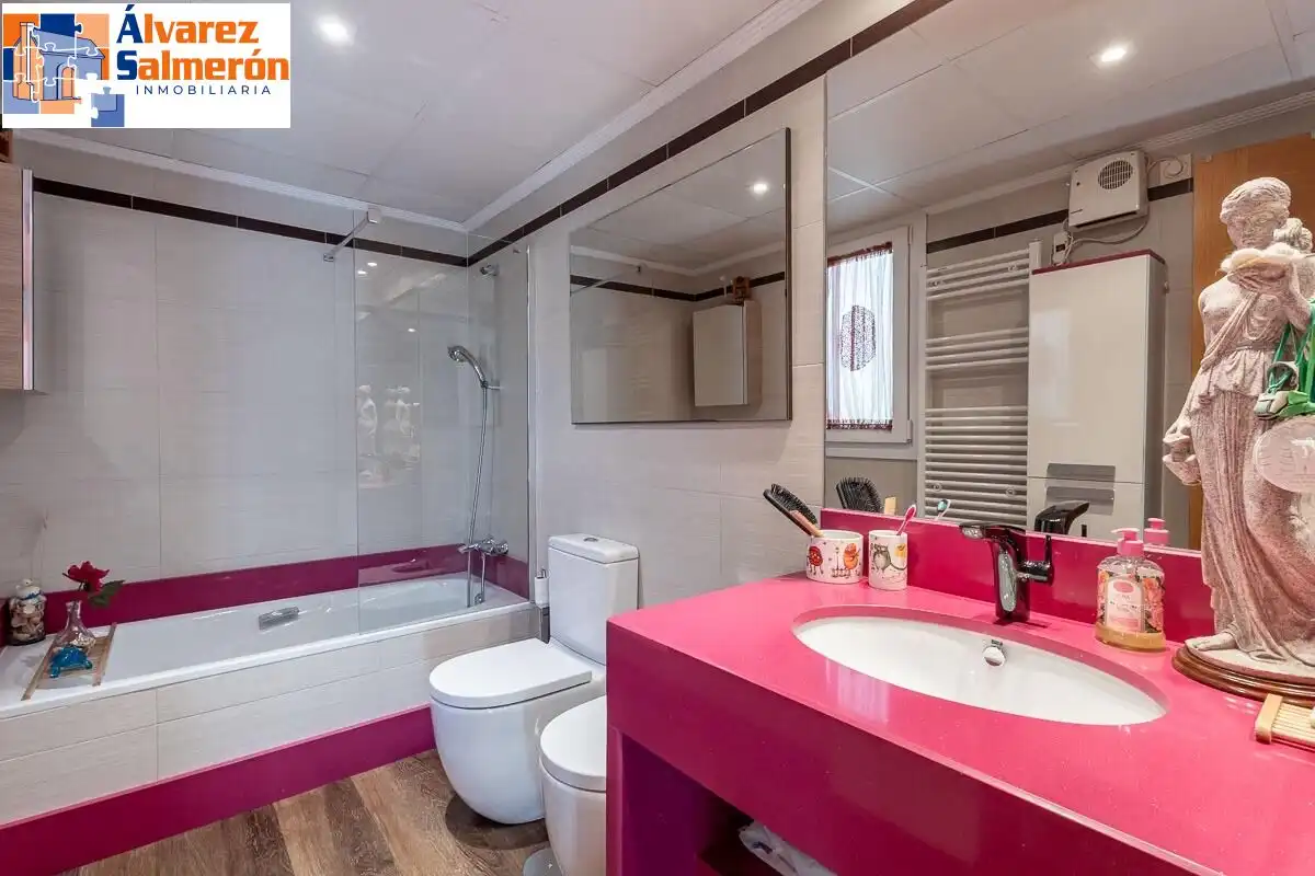 Penthouse with pool for sale in Ogíjares, imagen 17