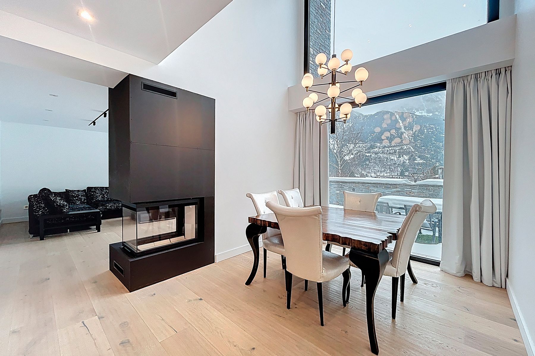 Single-family semi-detached to rent in Arinsal - Erts